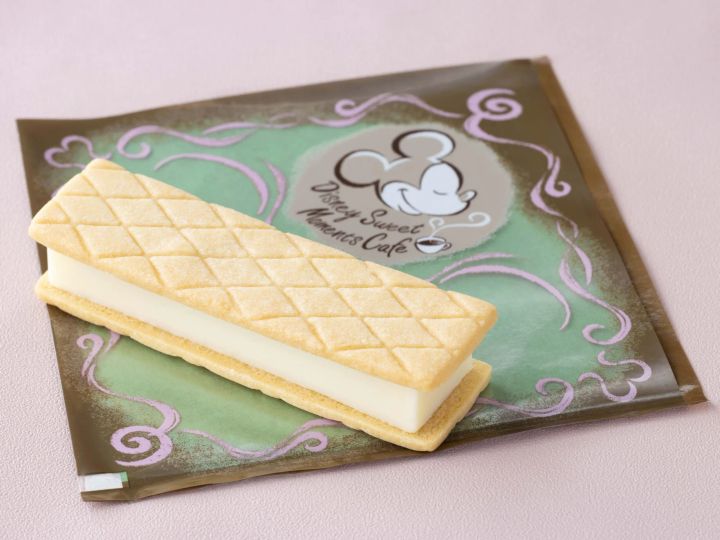 ガナッシュサンド(ホワイトチョコレート＆ベリー)