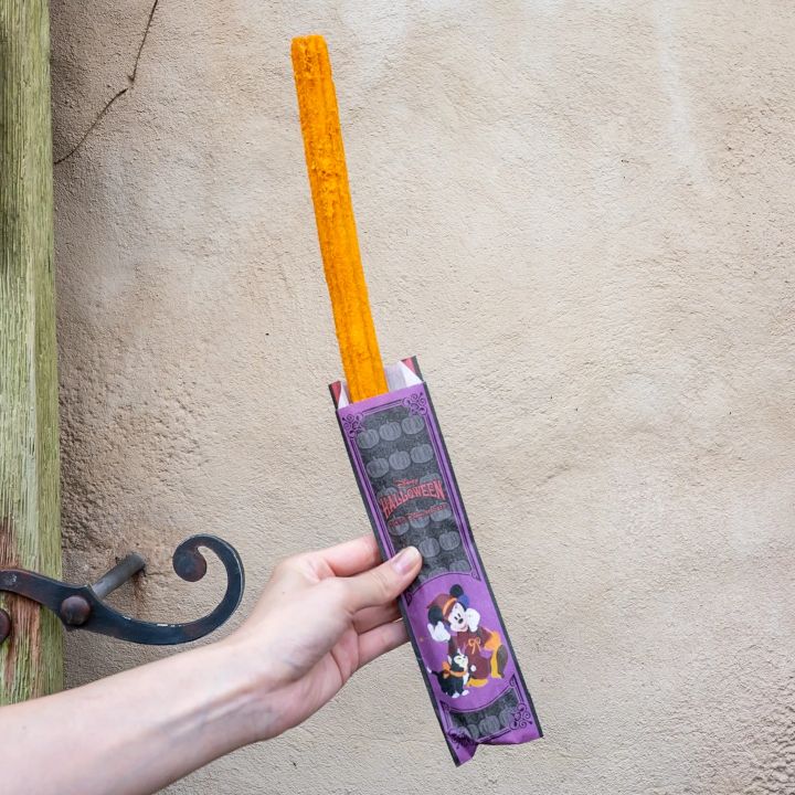 東京ディズニーリゾート“ディズニー・ハロウィーン2026”チュロス(メイプルパンプキン)2