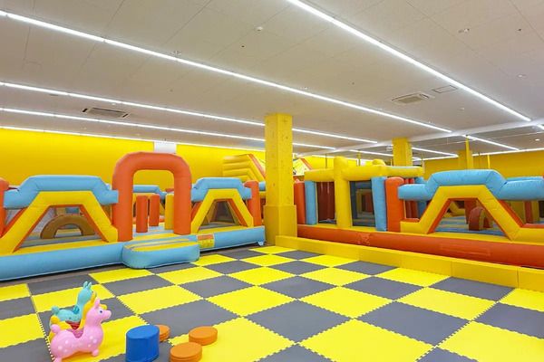 【奈良県大和郡山市】クレーンゲーム専門店「ハンターズ奈良大和郡山店」OPEN！無料大型キッズコーナーも