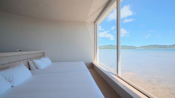 【沖縄県石垣市】石垣島・名蔵湾の海岸線からすぐ！全5棟の贅沢プライベートヴィラがオープン