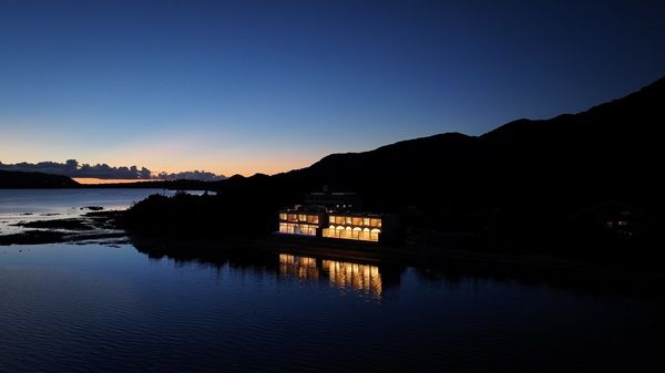 【沖縄県石垣市】石垣島・名蔵湾の海岸線からすぐ！全5棟の贅沢プライベートヴィラがオープン