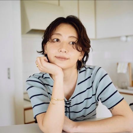 【東京都港区】語りと食を楽しむ、ポッドキャスターのディナーショー「Bites Club」始動！