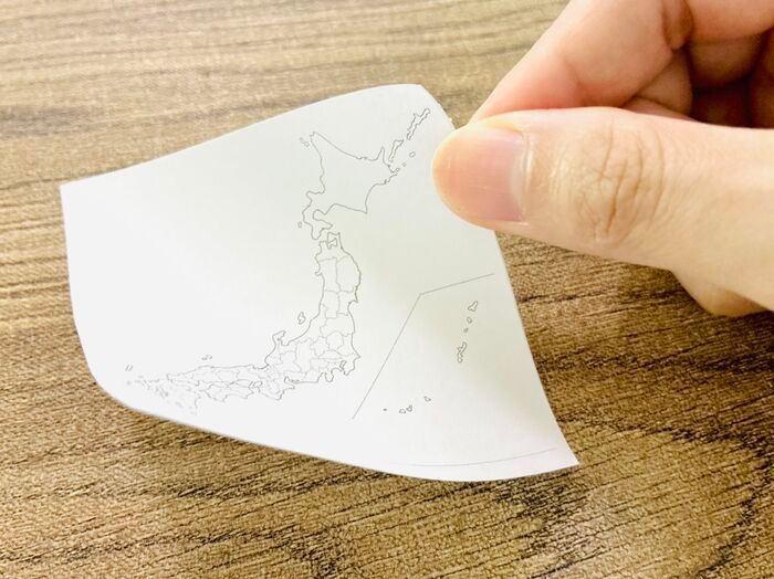 SNSで大人気「何に使うの？」110円の白地図ふせん…旅行・お土産・勉強で大活躍する便利グッズだった！