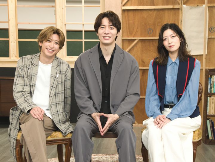 （左から）赤澤燈、和田琢磨、立道梨緒奈 クランクイン！ 写真：双海しお width=