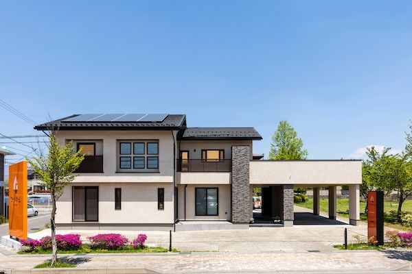 【長野県御代田町】コージーホーム、”ちいさなまちづくり”プロジェクト「ココテラス」第一号住宅が完成