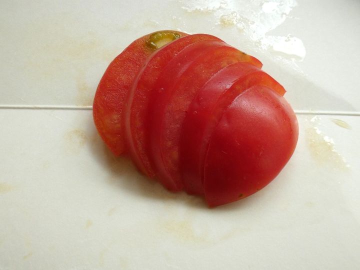 材料4つ！「トマトのネギチーズ焼き」