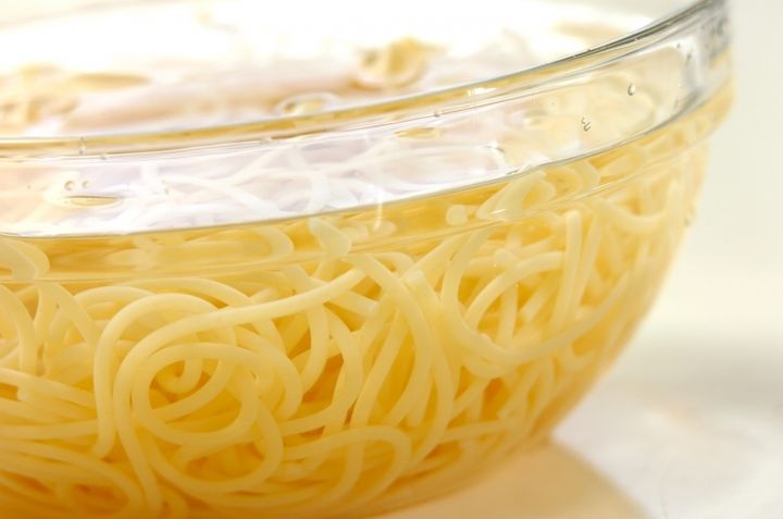 昔懐かしい味ナポリタン プロ直伝もちもち食感 by森岡 恵さんの下準備3