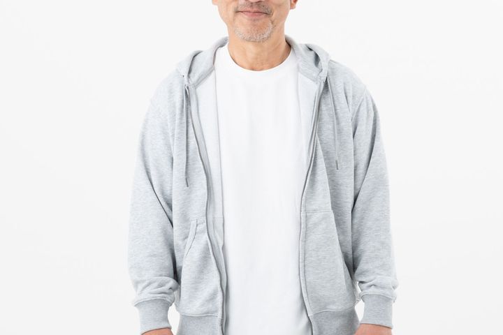40代以上のパーカー着用はあり？なし？