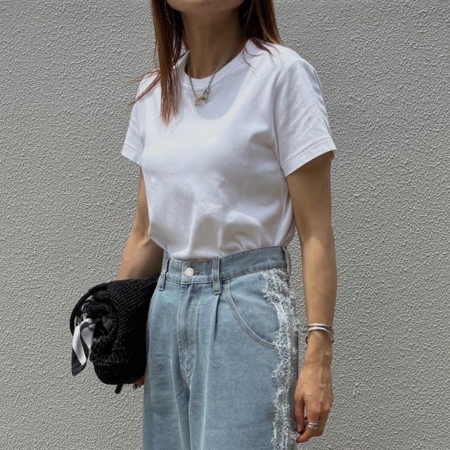 UNIQLO「クルーネックT」