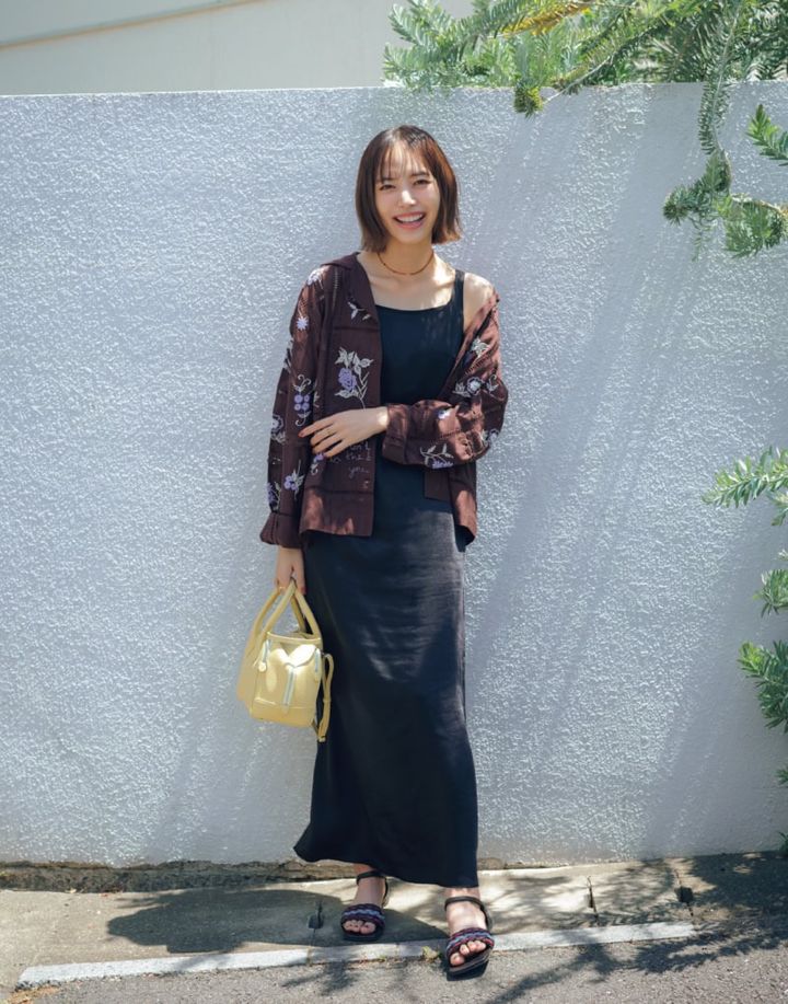 Shirt: TODAYFUL One-piece: TODAYFUL Bag: VASIC Shoes: SHISEI Necklace: ne Quittez pas Ring: MARIHA