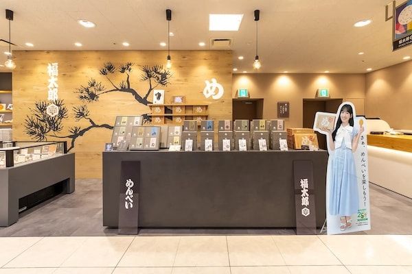 「めんべい」が25周年を迎え乃木坂46・一ノ瀬美空氏とコラボ！めんべい総選挙も実施