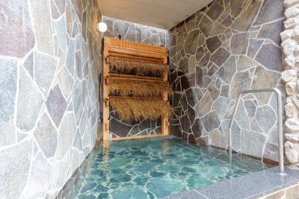 女湯に備えられた冷却温泉風呂「湯雨竹」 画像提供：ひょうたん温泉