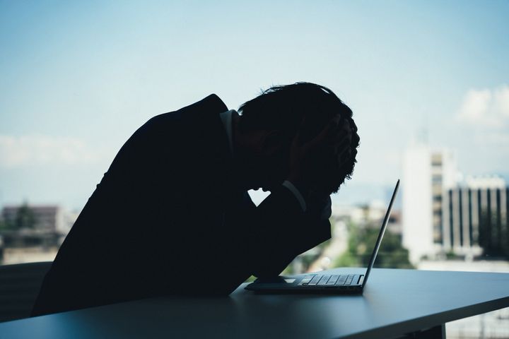 貯蓄はたった428円なのに借金は164万！年収496万・53歳男性が“ギャンブル沼”の末に陥った給料差し押さえの過去