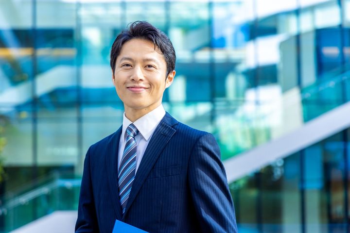 貯蓄はたった428円なのに借金は164万！年収496万・53歳男性が“ギャンブル沼”の末に陥った給料差し押さえの過去
