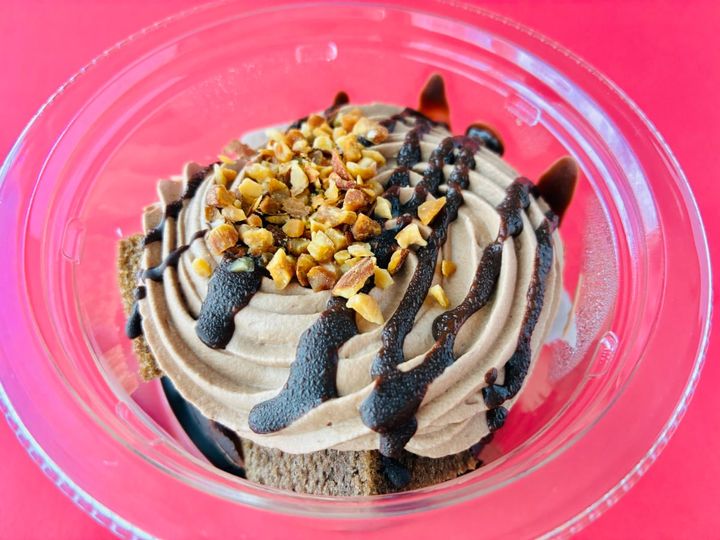 「チョコの美味しさがめっちゃ楽しめる！」【セブン】「パリパリ食感ショコラシフォン」