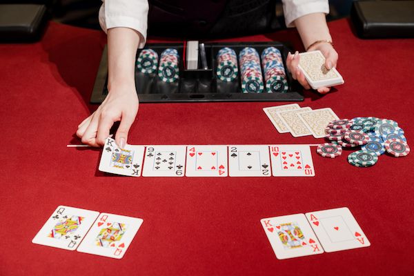 【大阪府大阪市】ポーカー・ディーラー体験を楽しめる！ROOTSが「こども万博2026 in なんば」に出展