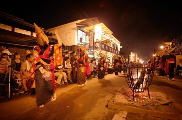 秋田の夏に欠かせない「西馬音内盆踊り」