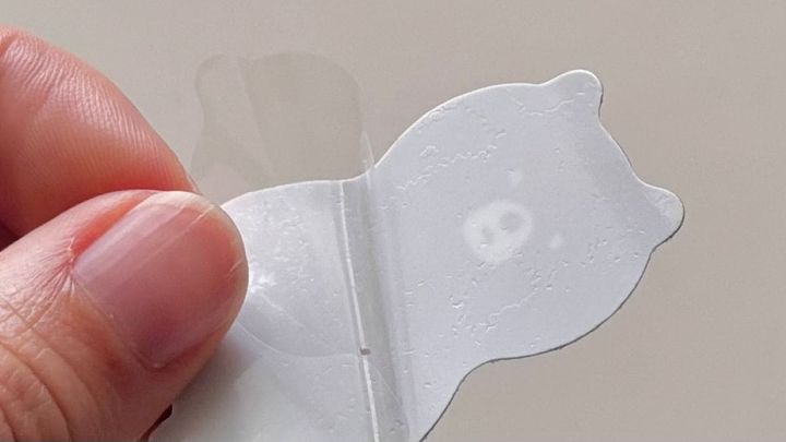 セリア「スポンジキャッチ」の意外な使い道！タオルホルダーとして使ってみました
