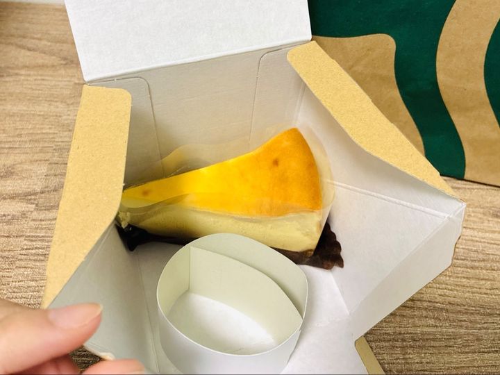 専門店よりも【スタバの「じゃない方」】を選ぶワケ。ワンコイン以下はありがたい…！