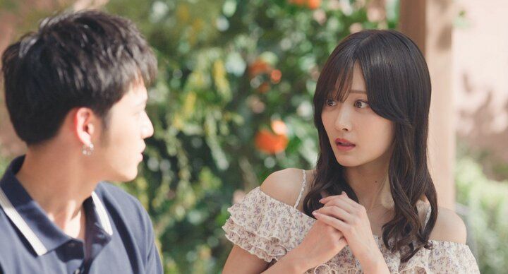 【写真・画像】「他人よりはモテてきたほう」 りんりん（山下美月）の“恋リア”白ドレス姿に「本気モード可愛すぎる」 1枚目