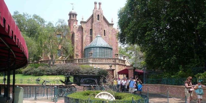 画像: ディズニー、ホーンテッドマンションの“あの演出”が消えた！？ ディズニーファン騒然（米）