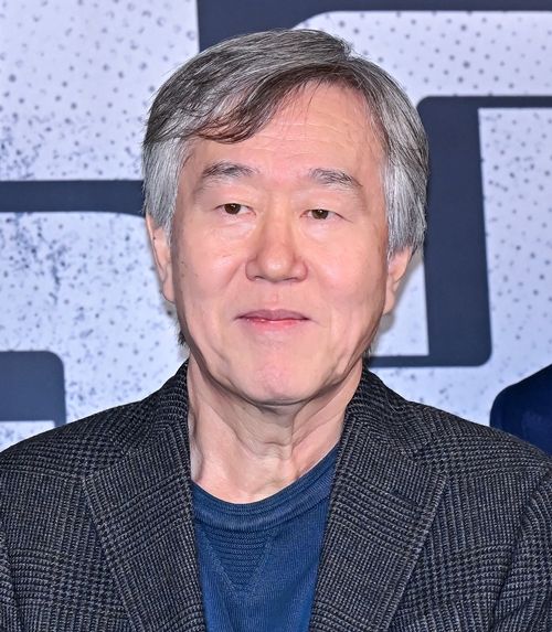 アン・パンソク監督