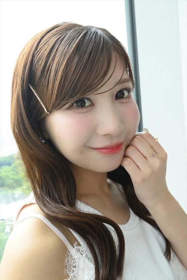 「今回はアイドルとは違う一面を見せるために、メイクにもこだわりました」