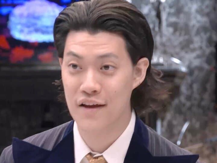 「公園で男性からダンボールを貢がせていた」