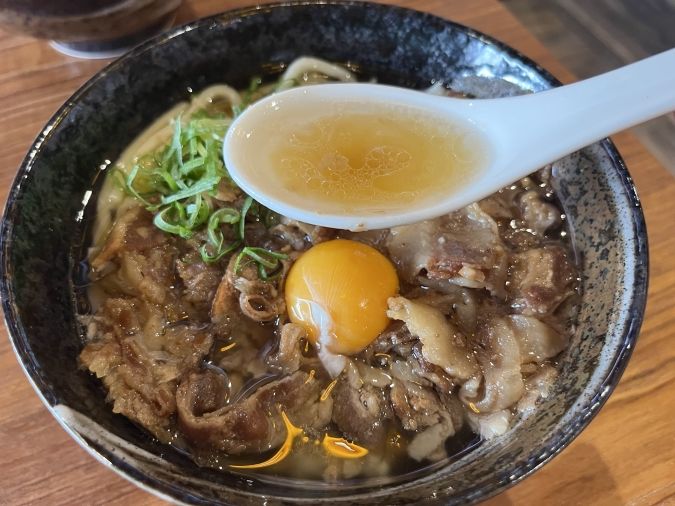 鬼盛りうどんたけちゃん 肉うどん