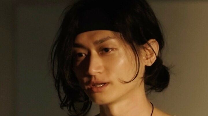 【写真・画像】大手IT勤務の33歳に「SKY-HIかと思った」 イケメン会社員の登場に反響 1枚目