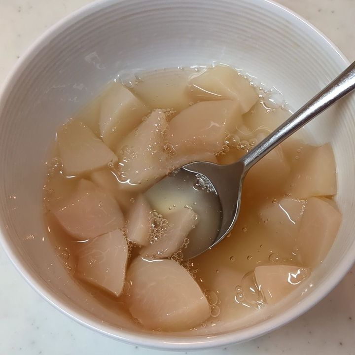 【夏のおやつ】とろとろ桃のゼリー！