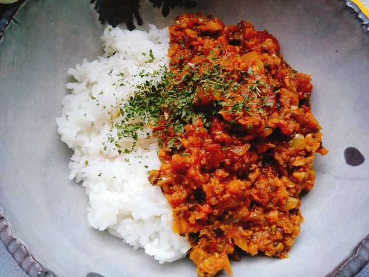 今日のメインはこれで決まり！どっさり玉ねぎのキーマカレー