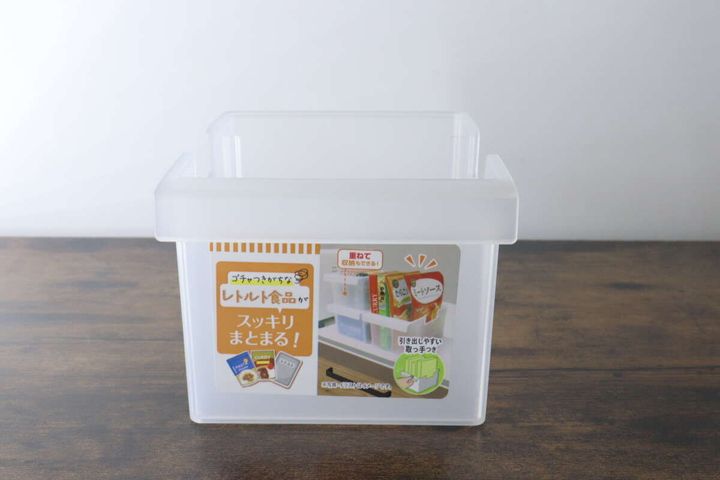 セリアのレトルト食品ストッカー商品全体