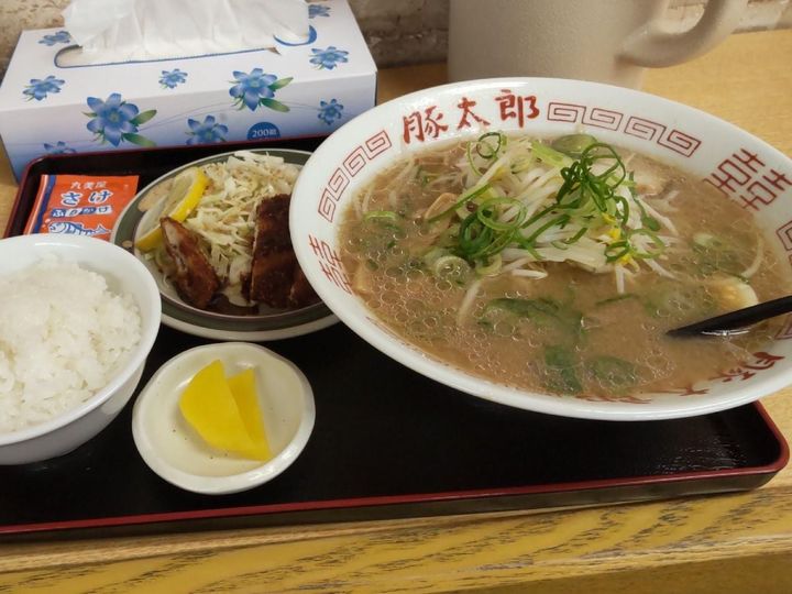 先入観を覆す美味さ！スープをケチらない昔ながらの大満足ラーメン