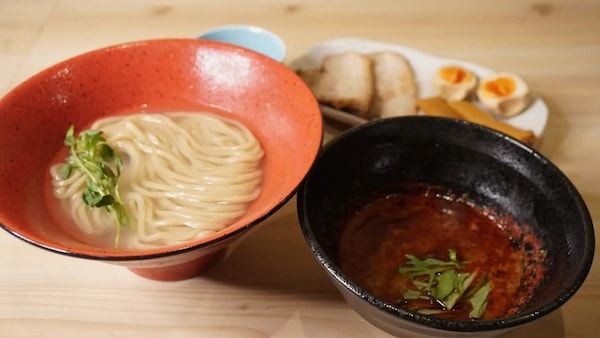 【東京都渋谷区】「しゃぶしゃぶ龍樹」が羅臼昆布や豚骨、魚介の旨味で味わうつけ麺2種を提供開始