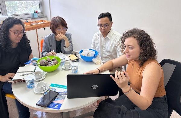 外国にルーツをもつ若者向けキャリア教育ワークシート「ぼうけん！」発行