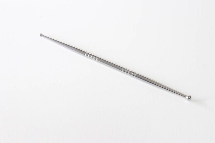 パッケージから出した銀色のフェイスポインター全体