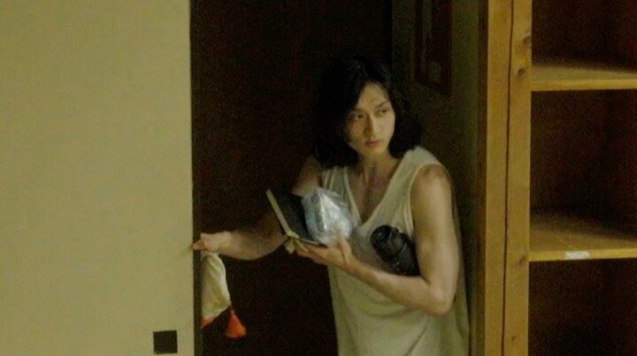 【写真・画像】「どうしたら先生みたいな人魚と…」 “SKY-HI似”イケメン、美人看護師を部屋に呼び衝撃質問 視聴者騒然「ふぁ！？」「こわいてww」 1枚目