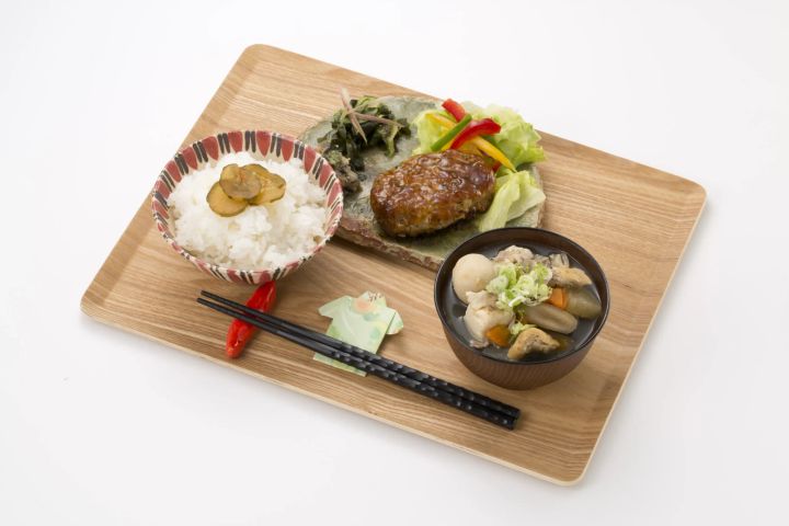 「和わん 星ケ丘」の和定食(ハンバーグ)