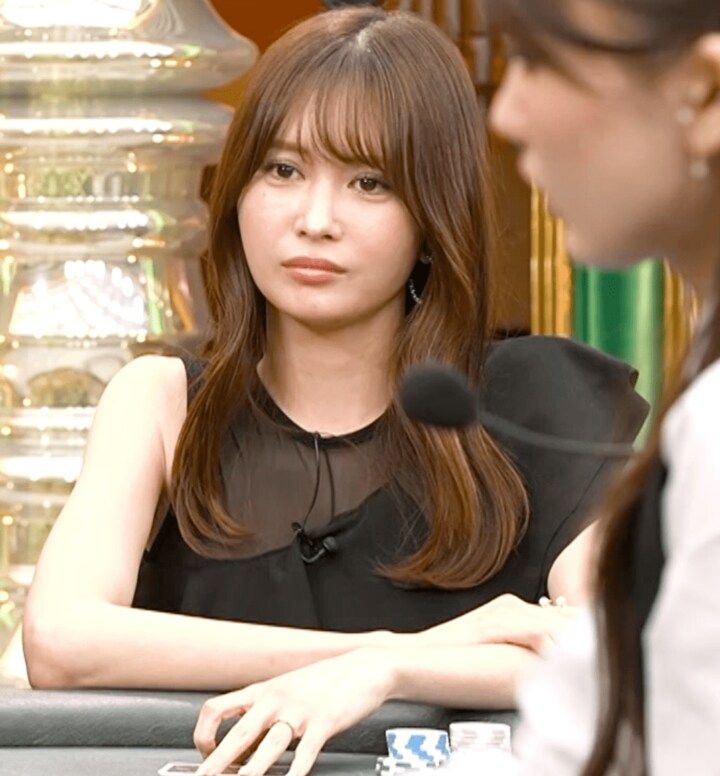 【映像】最強ポーカー女王、相手を待つ“美しすぎる視線”