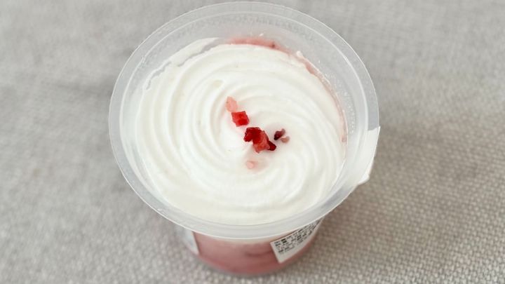 「秒で消える」「リピートあり」【ローソン】いちご×杏仁の新作スイーツ