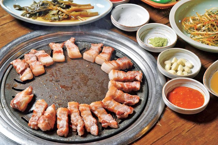 肉典食堂