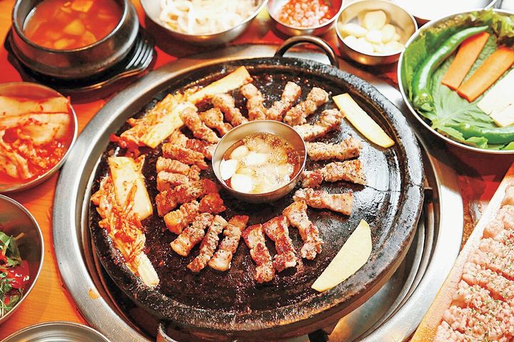 秋風嶺カルサムギョプサル