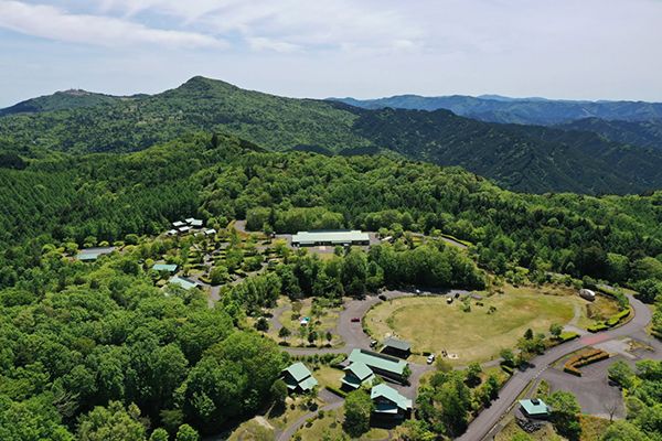 【長野県売木村】星の森オートキャンプ場が夏季限定「森オフィス」を実施。高原で仕事をする選択肢