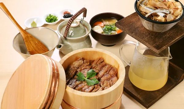 【大阪府大阪市】豚肉創作料理レストラン「豚と炭火。こぶた家」の2号店がリンクス梅田にオープン