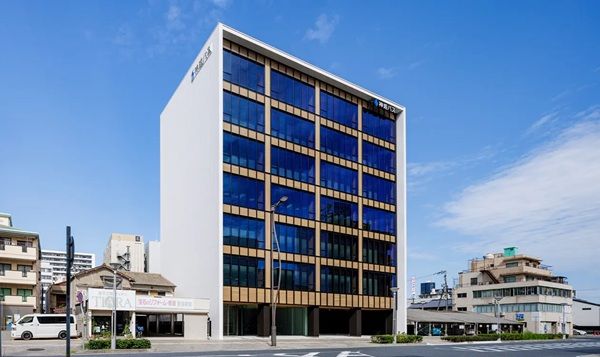 【大阪府大阪市】豚肉創作料理レストラン「豚と炭火。こぶた家」の2号店がリンクス梅田にオープン