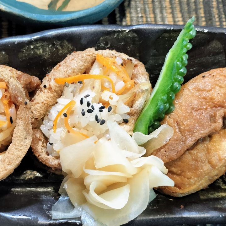 稲荷寿司の油揚げの煮汁で稲荷寿司の具材を煮て、更にきんぴらごぼうを作る！稲荷寿司ときんぴらごぼう！
