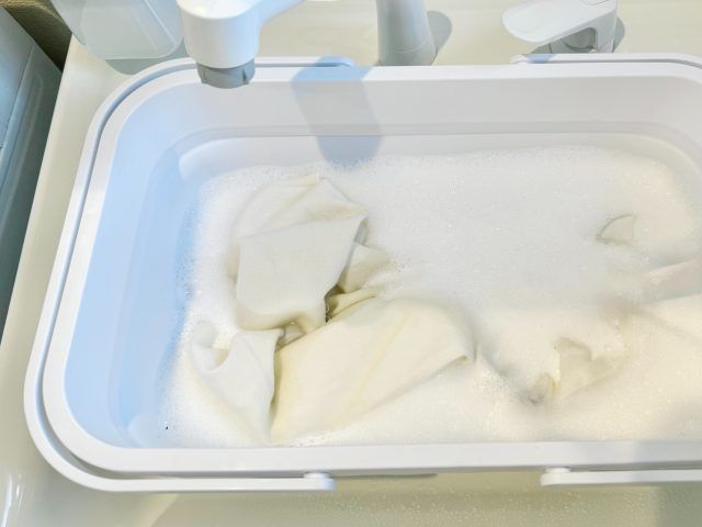 黄ばみのつけ置き