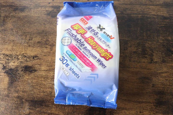 ダイソー「落ち落ちV 流せるトイレクリーナー厚手30枚」のパッケージ