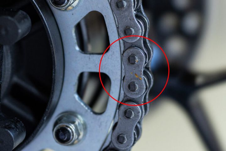 チェーンルブは本当に必要？ 元HRCエンジニアが教える正しいチェーンメンテナンスと寿命を延ばす方法